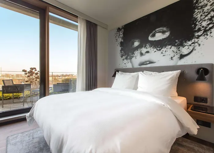 Radisson Blu Otel Köln