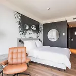 Отель Radisson Blu Кёльн
