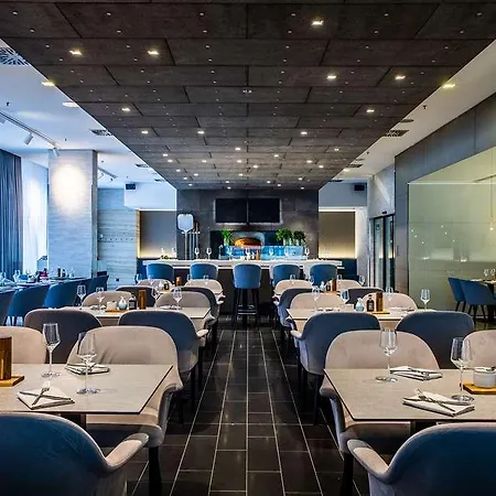 Radisson Blu Hotel 4*