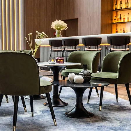 Radisson Blu Hotel 4*