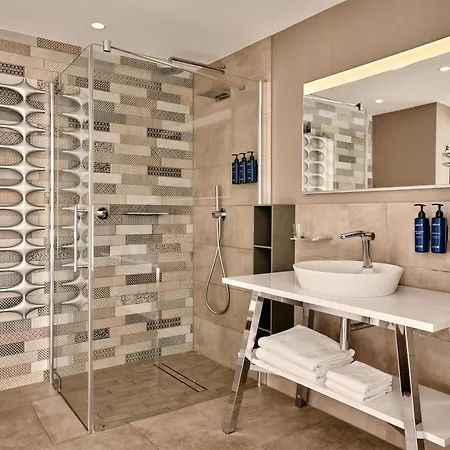Radisson Blu 4*