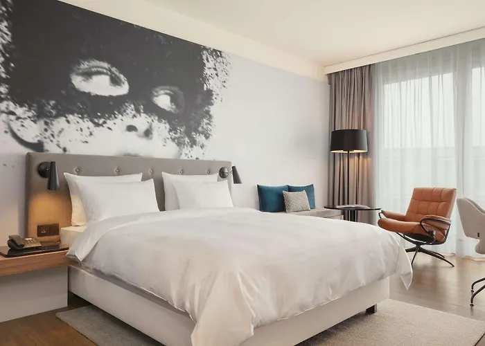 Otel Radisson Blu Köln