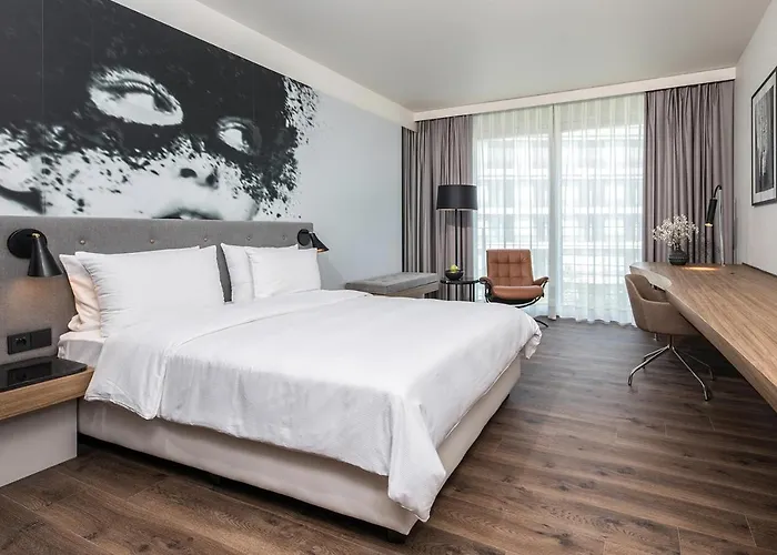 Otel Radisson Blu 4*